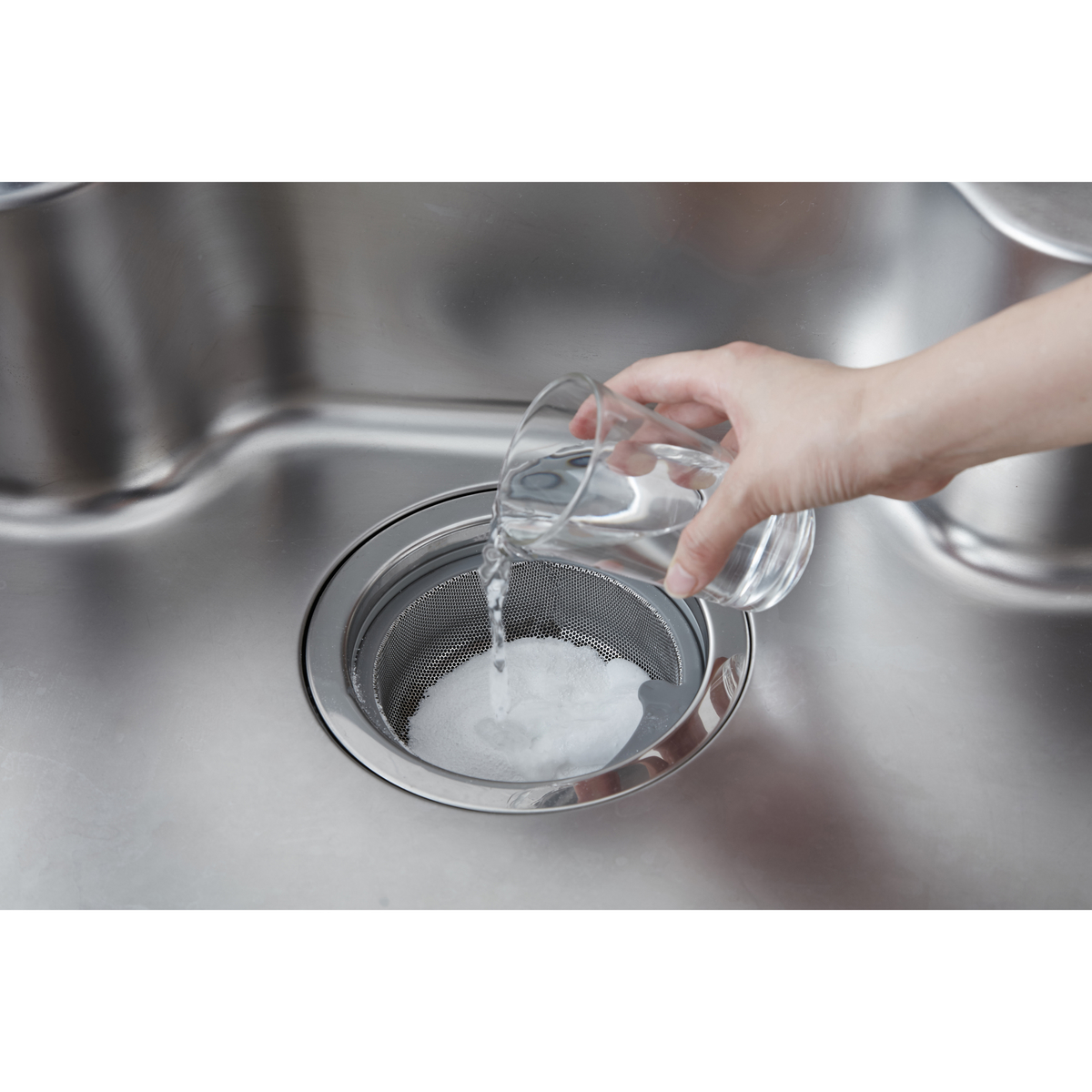 排水口の洗浄剤