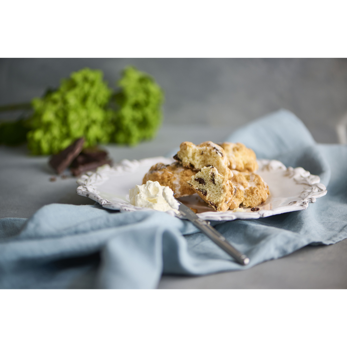 【冷凍】＜MARMITE＞チョコとクリームチーズの米粉スコーン