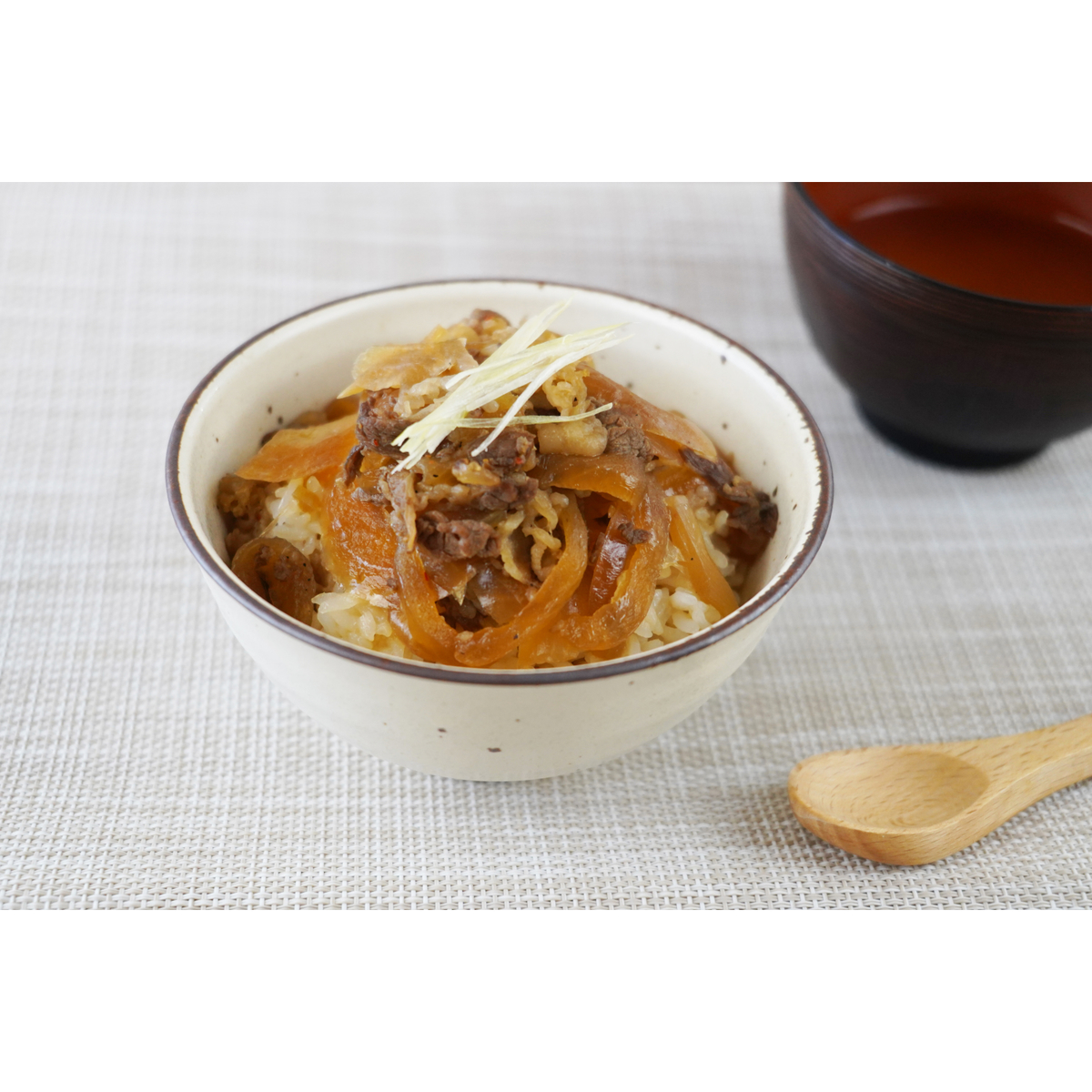 【冷凍】＜デリシャエール＞松坂牛すき焼き丼の具