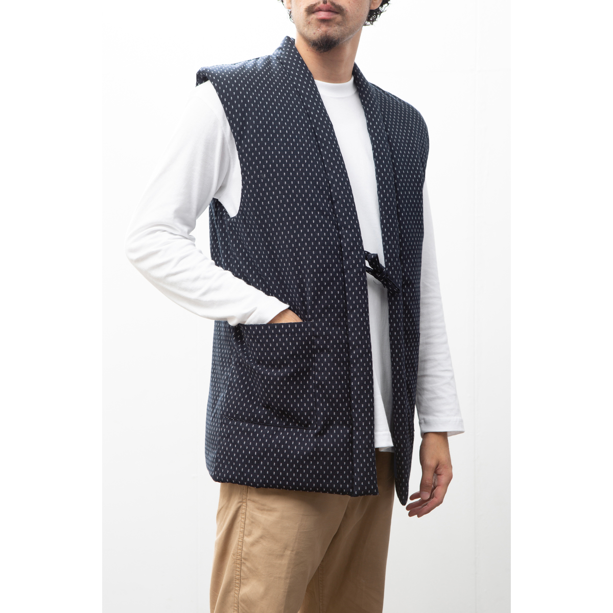 久留米織のふっくらと暖かい綿入れちゃんちゃんこ（紺）