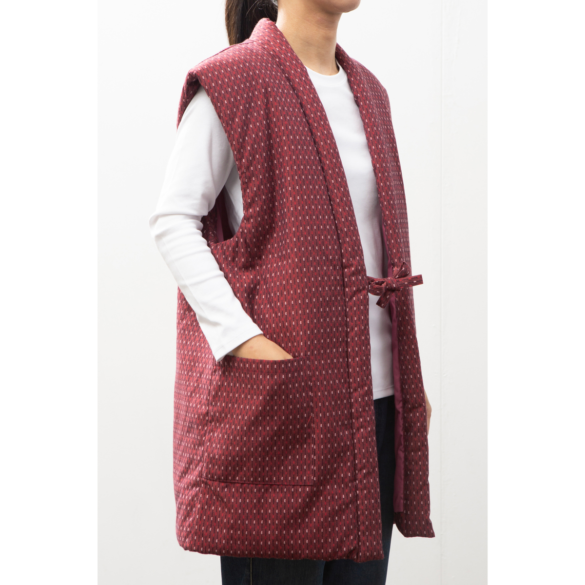 久留米織のふっくらと暖かい綿入れちゃんちゃんこ（エンジ）