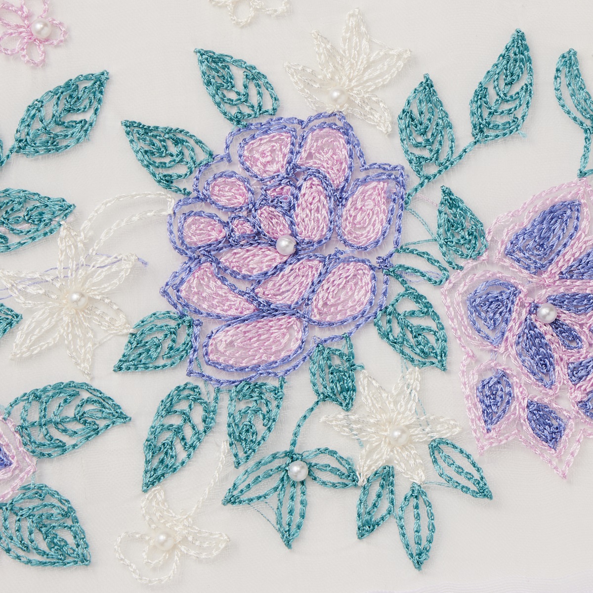 レイクアルスターシルク混フラワー手刺繍ストール