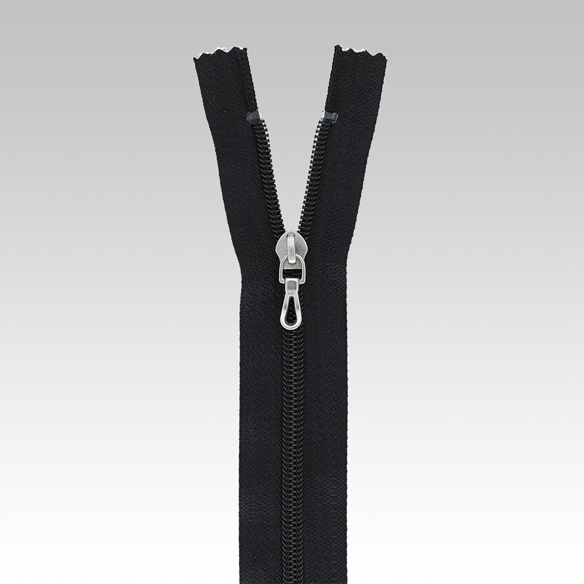 クロバー　樹脂ファスナー　３０ｃｍ　片開き　黒　２６－４２５