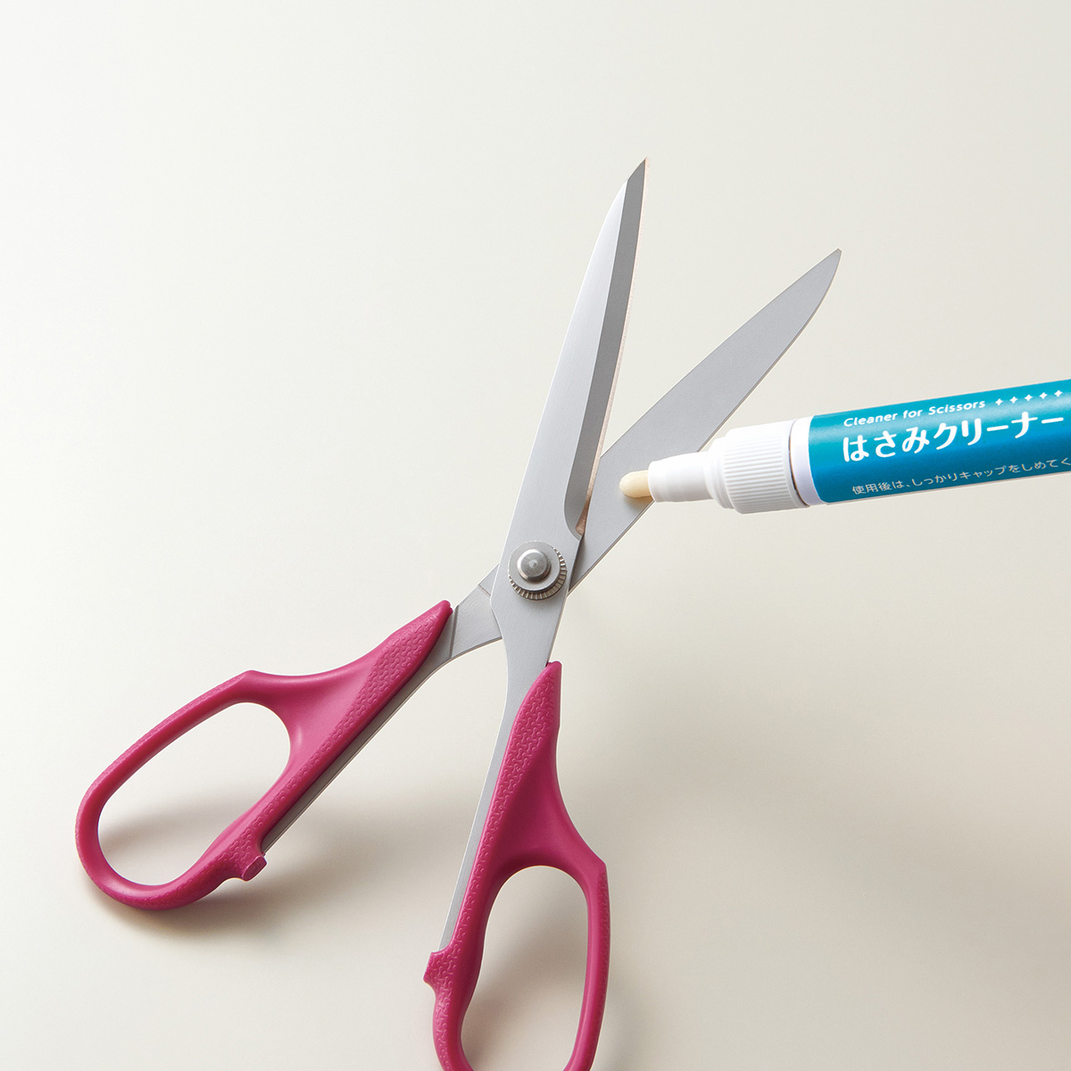 クロバー　はさみクリーナー　７ｍＬ　３９－２６４
