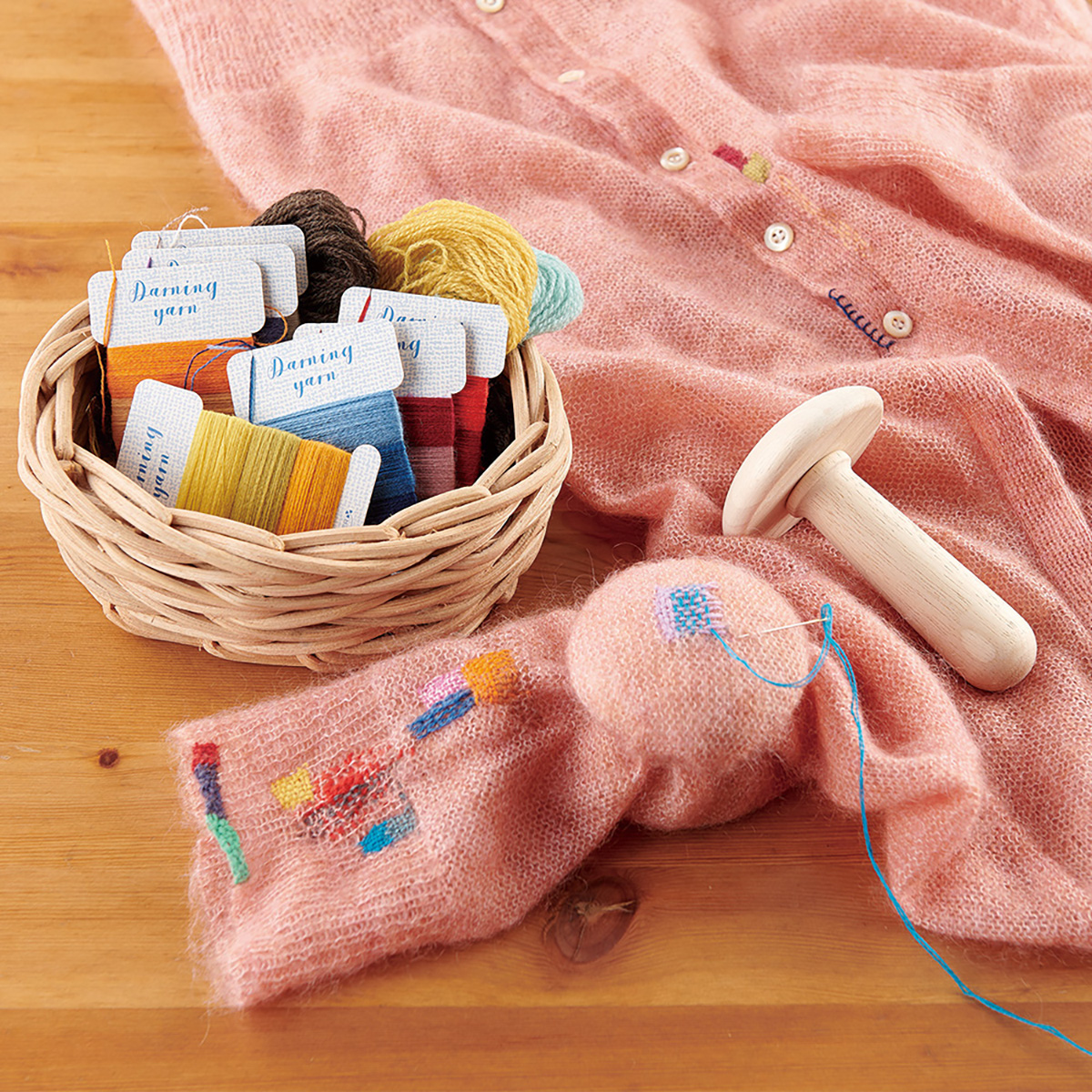 クロバー　ダーニング糸　ローズ　５７－５８６