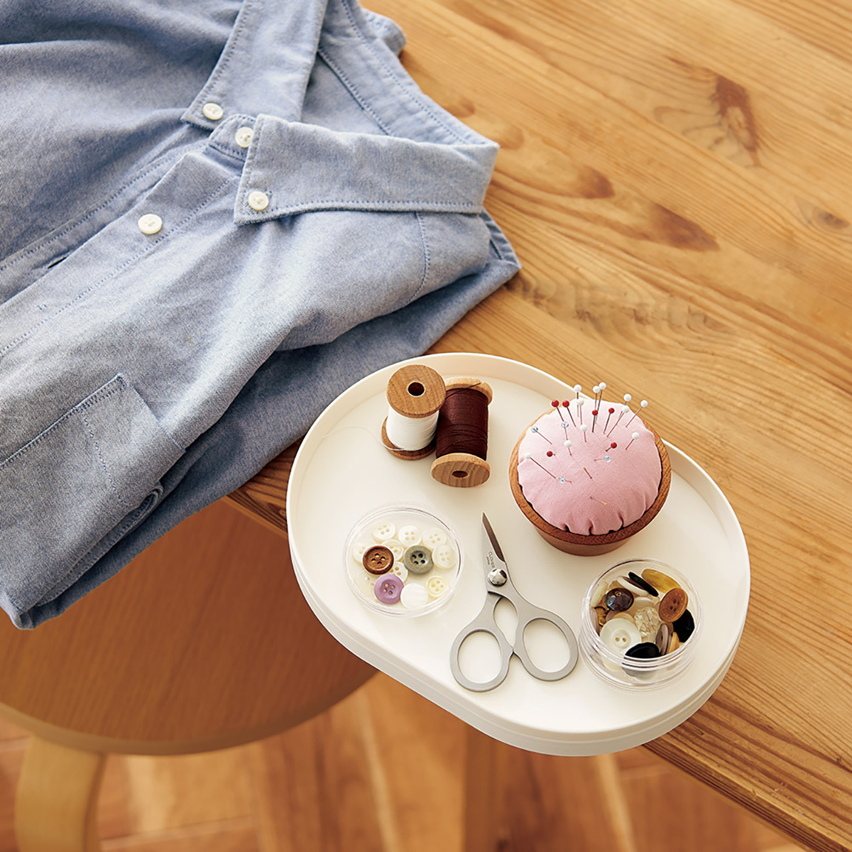 クロバー　クランプ付クラフトトレー　ホワイト　５７－６５８