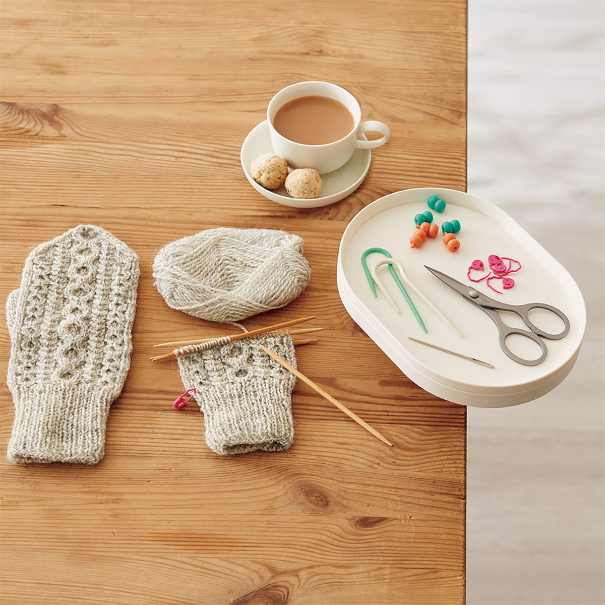 クロバー　クランプ付クラフトトレー　ホワイト　５７－６５８