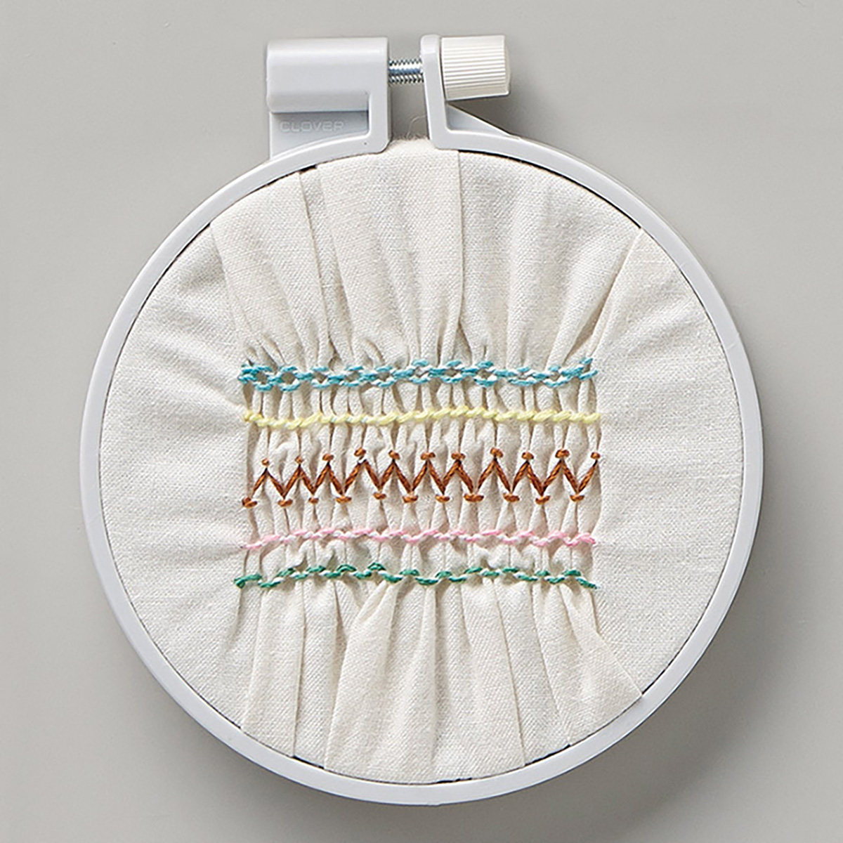 クロバー　スモッキングテンプレート　７ｍｍ　５７－７８３