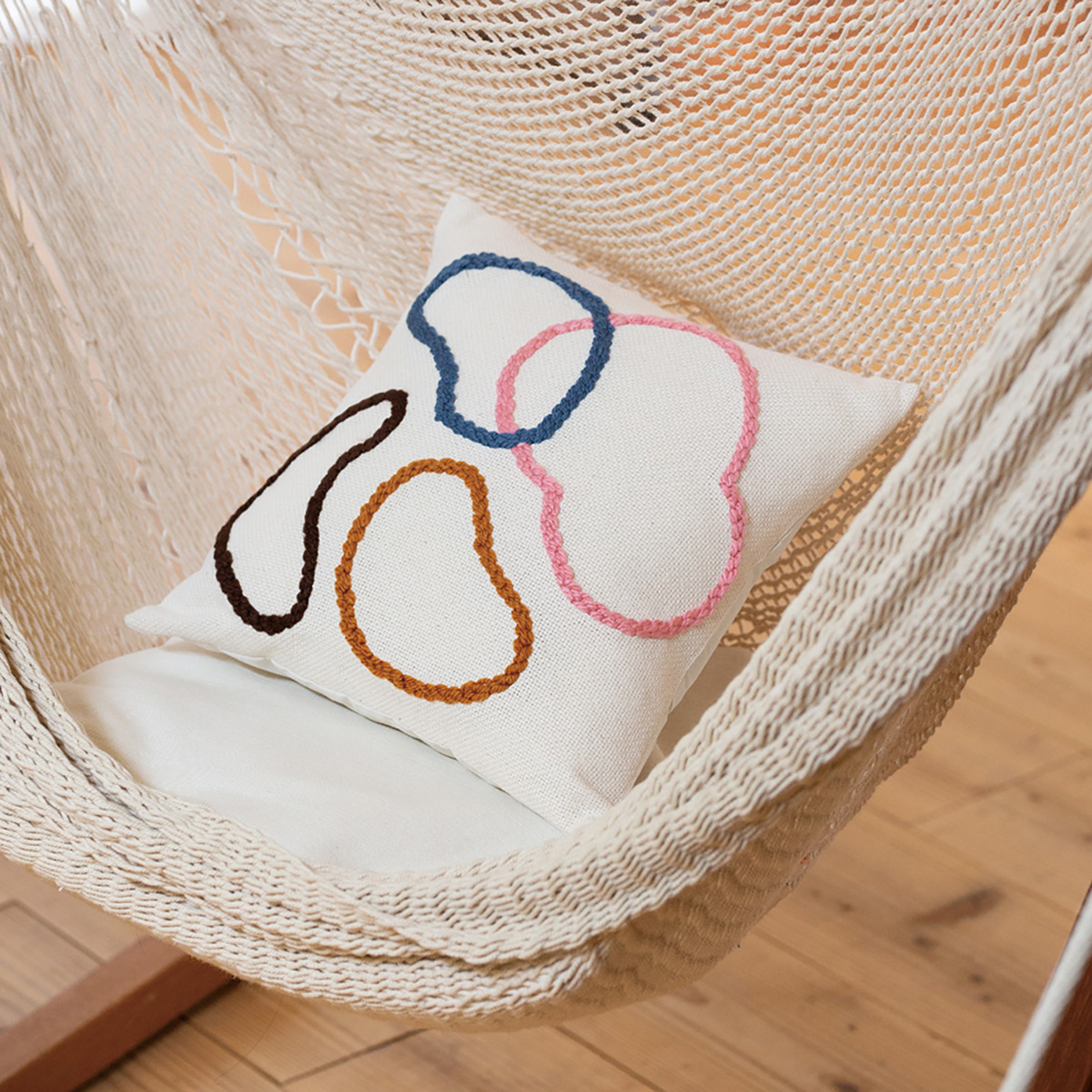 クロバー　◆作品本◆パンチニードルで作る　おしゃれな雑貨たち　７１－３３１