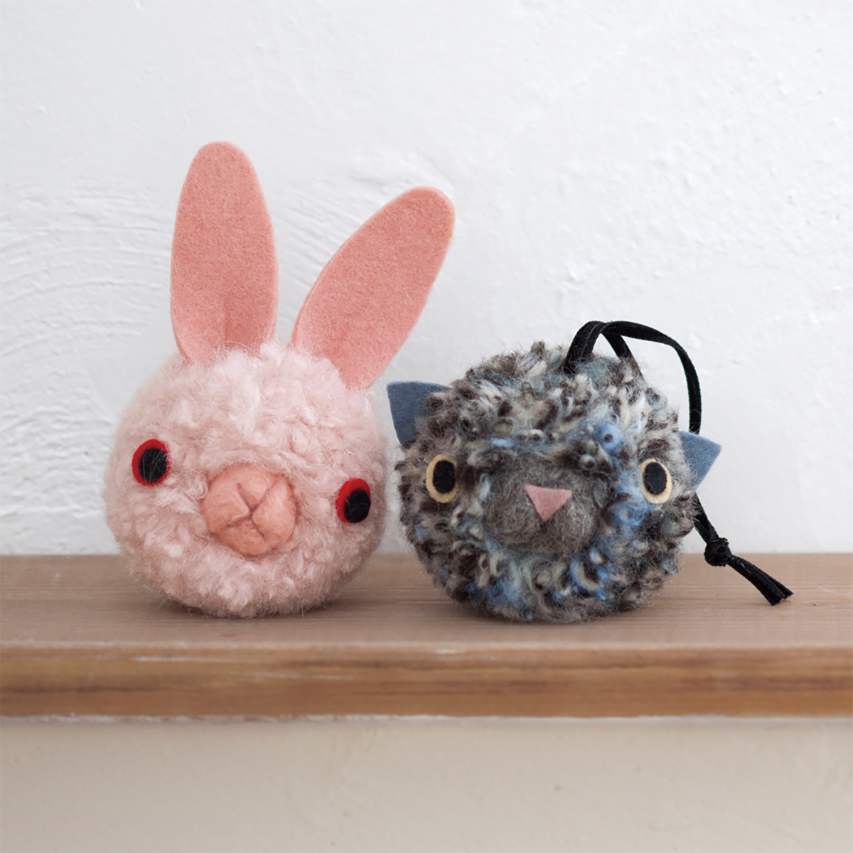 クロバー　◆作品本◆スーパーポンポンメーカーで作る　まんまるかわいいポンポン　７１－３４４