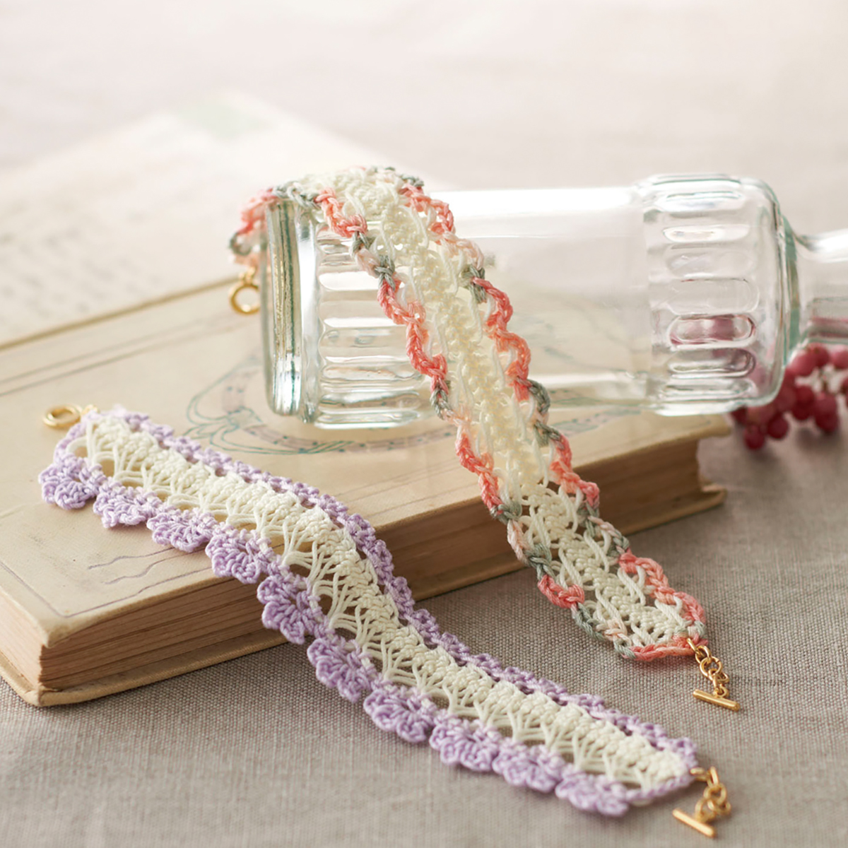 クロバー　◆作品本◆クロバーヘアピンレース「ミニ」で編む　かわいいレースモチーフ　７１－３５９