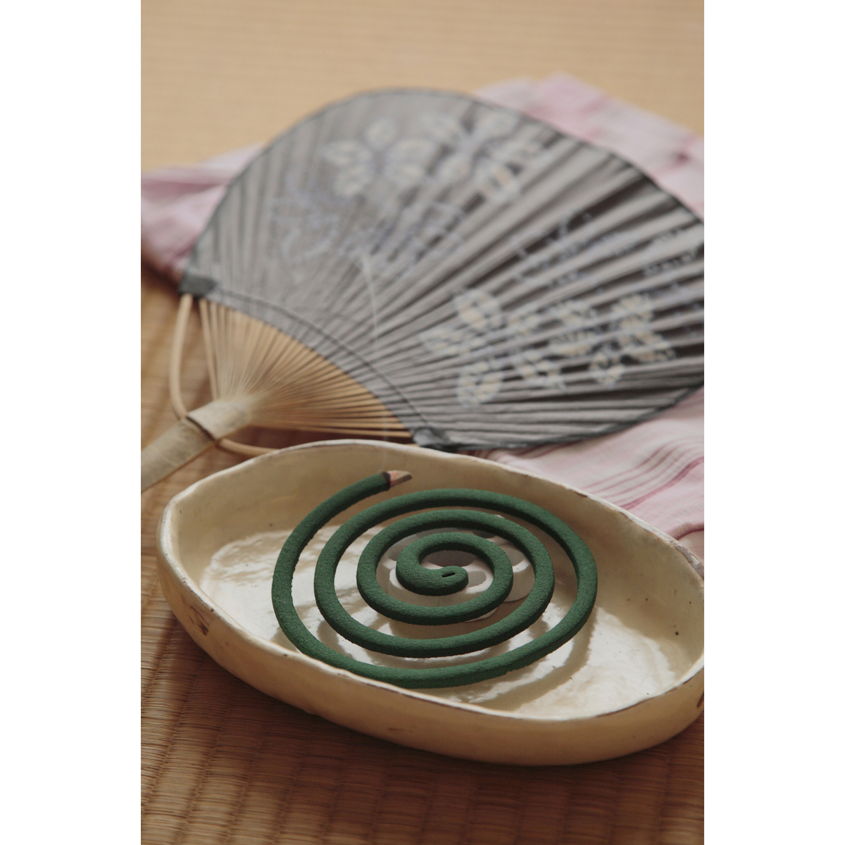 ライオンかとり線香　３０巻(缶)