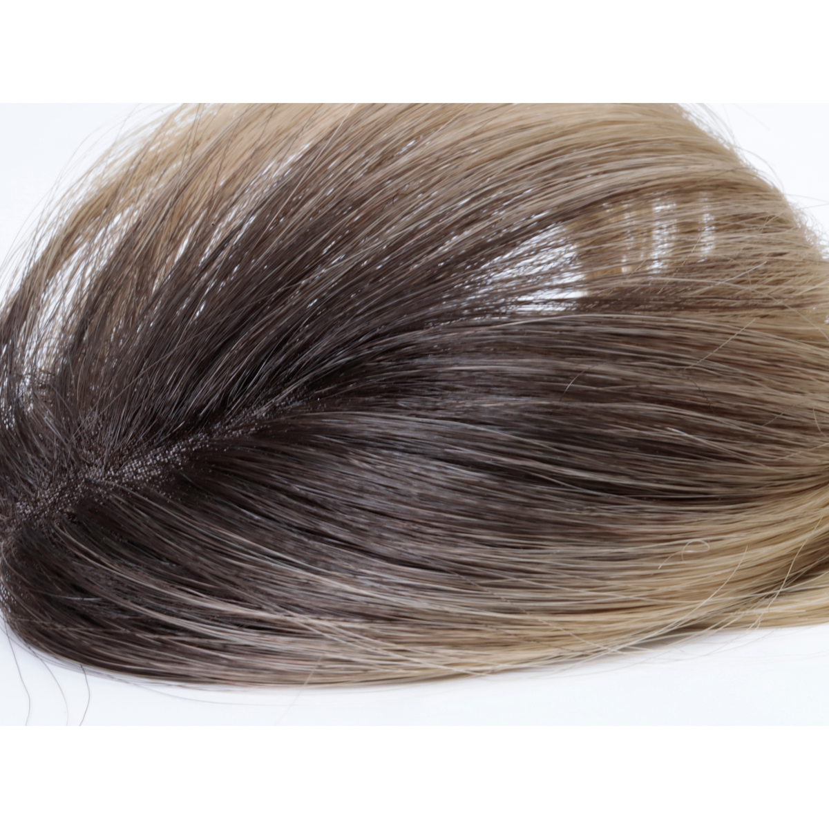 美映えウィッグ　アッシュゴールド