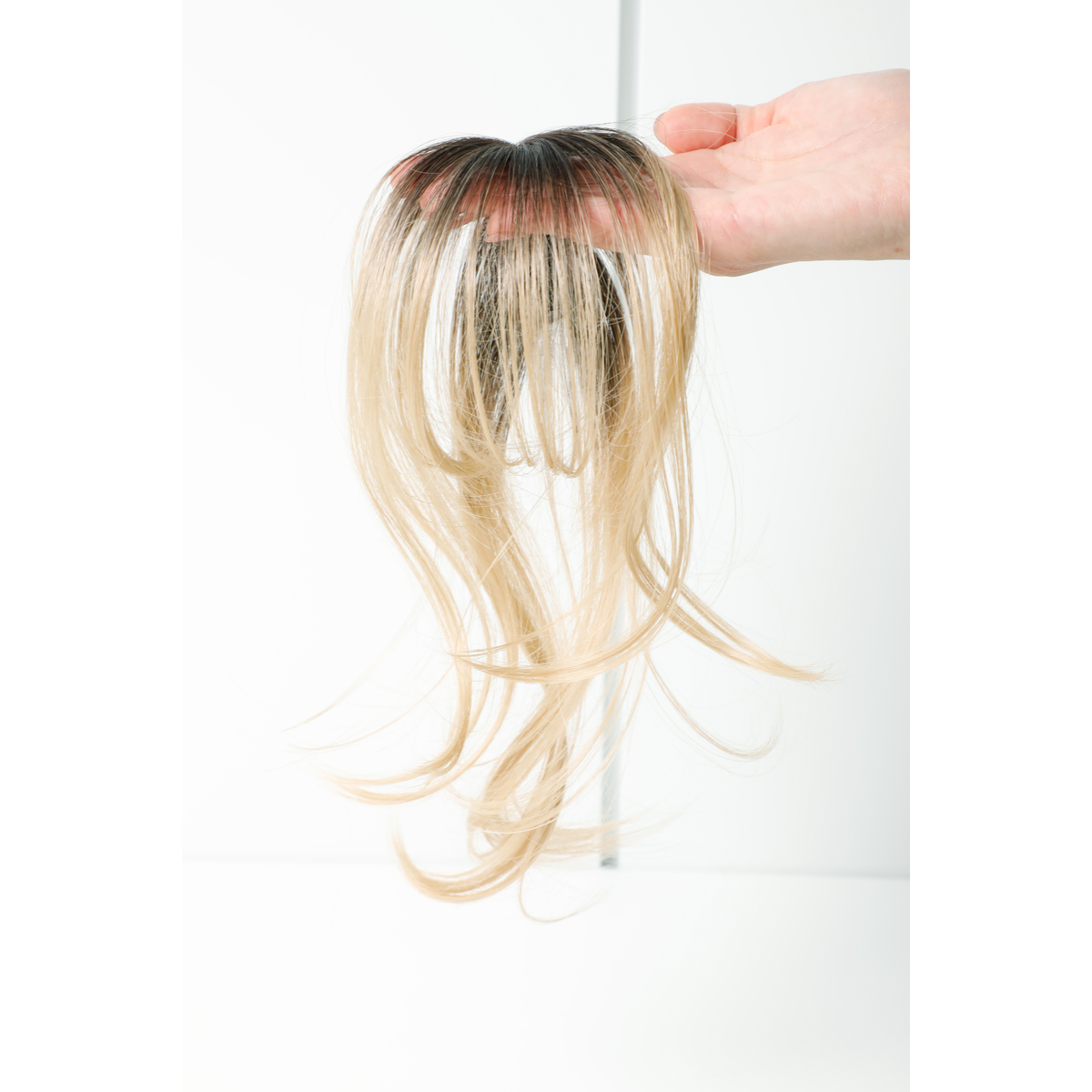 美映えウィッグ　アッシュゴールド