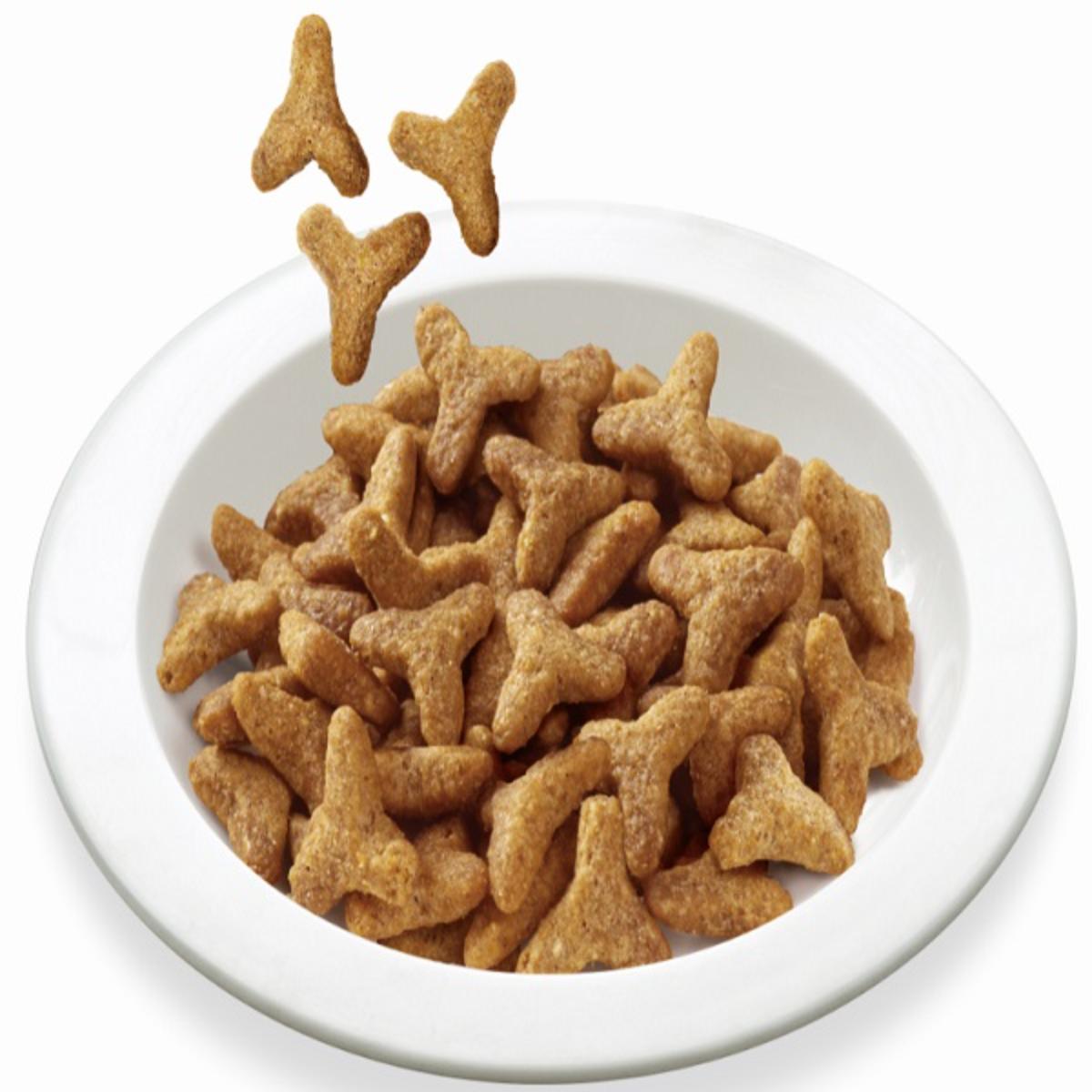 【ペット】メディファス 室内猫 毛玉ケアプラス 1歳から チキン&フィッシュ味 1.41kg(235g×6)