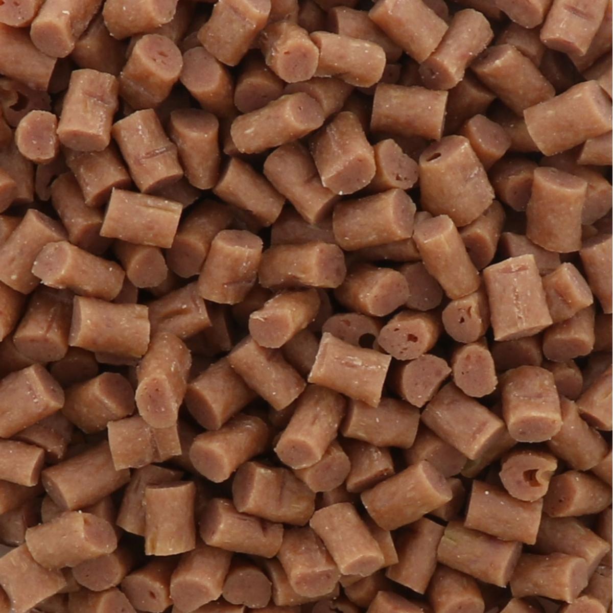 【ペット】ｍｏｒｅ　ｓｏｆｔ　プレミアム　チキン＆ビーフ　アダルト　６００ｇ