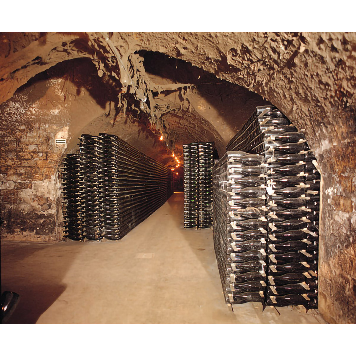 ロジャーグラート　カバ ゴールド・ブリュット  750ml【スパークリング　スペイン】