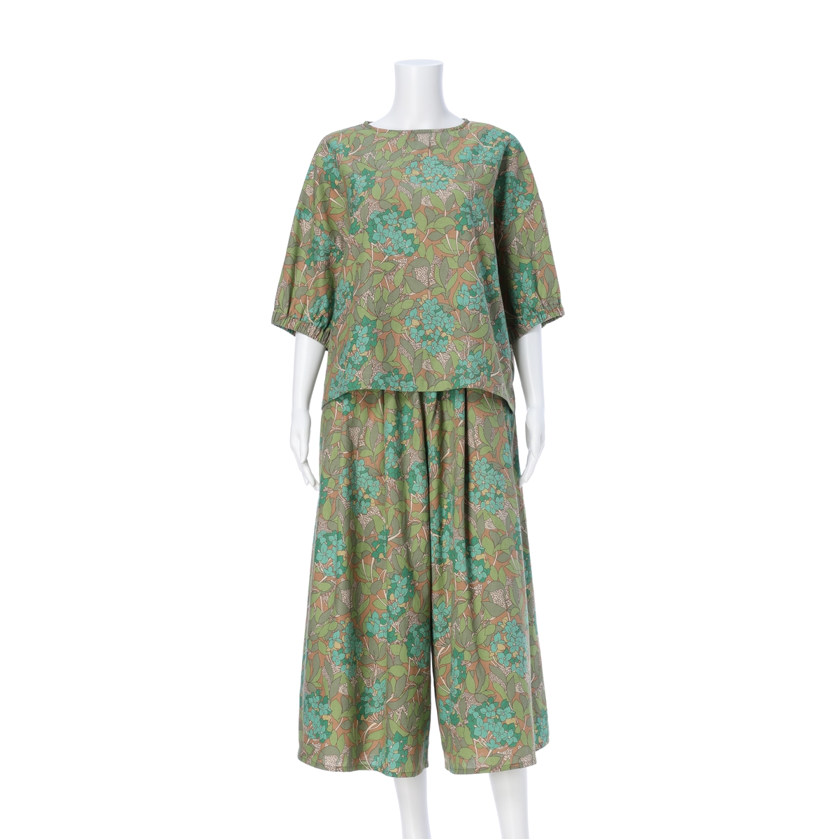 LIBERTY PRINT【BUTTER FIELD】パンツセットアップ | かぜとゆき 