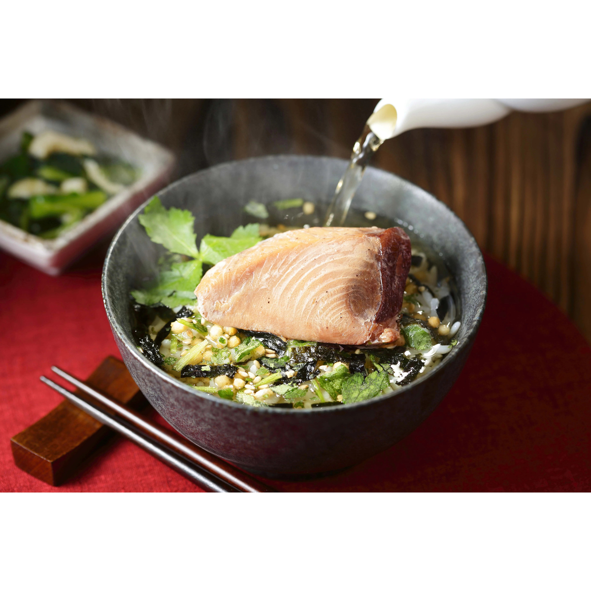 北海道昆布だし茶漬　海のうまみ（まぐろ）