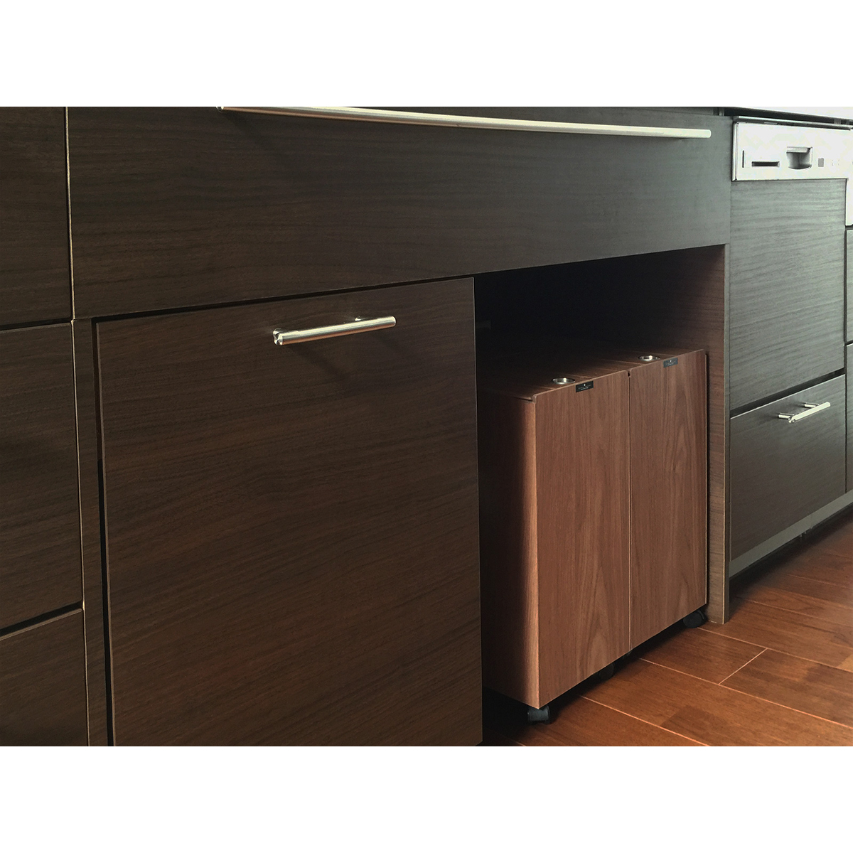 バスク　リビングペール　３０Ｌ　ブラウン