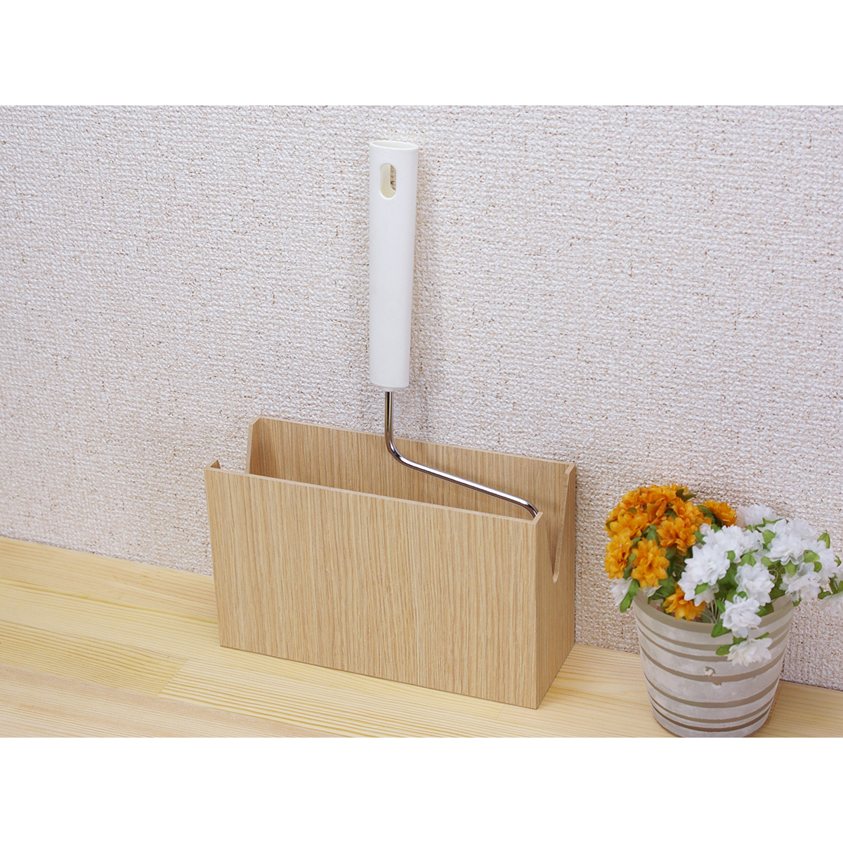 バスク　カーペットクリーナースタンド　ナチュラル