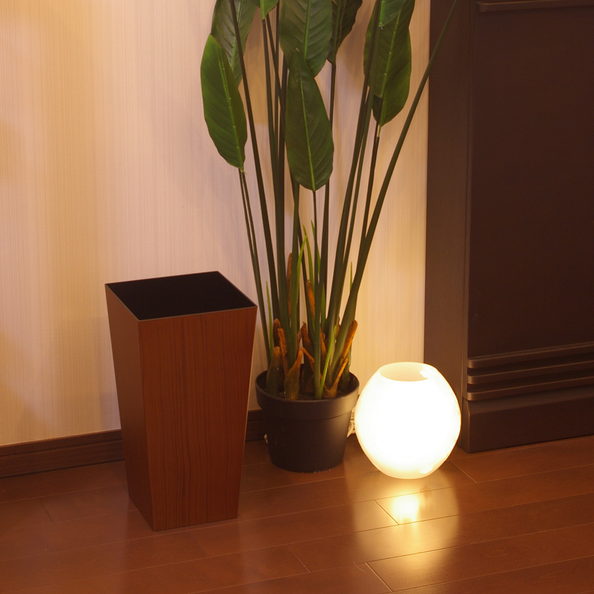 ウッドグレイン　ダストボックス　Ｌ角　ブラウン