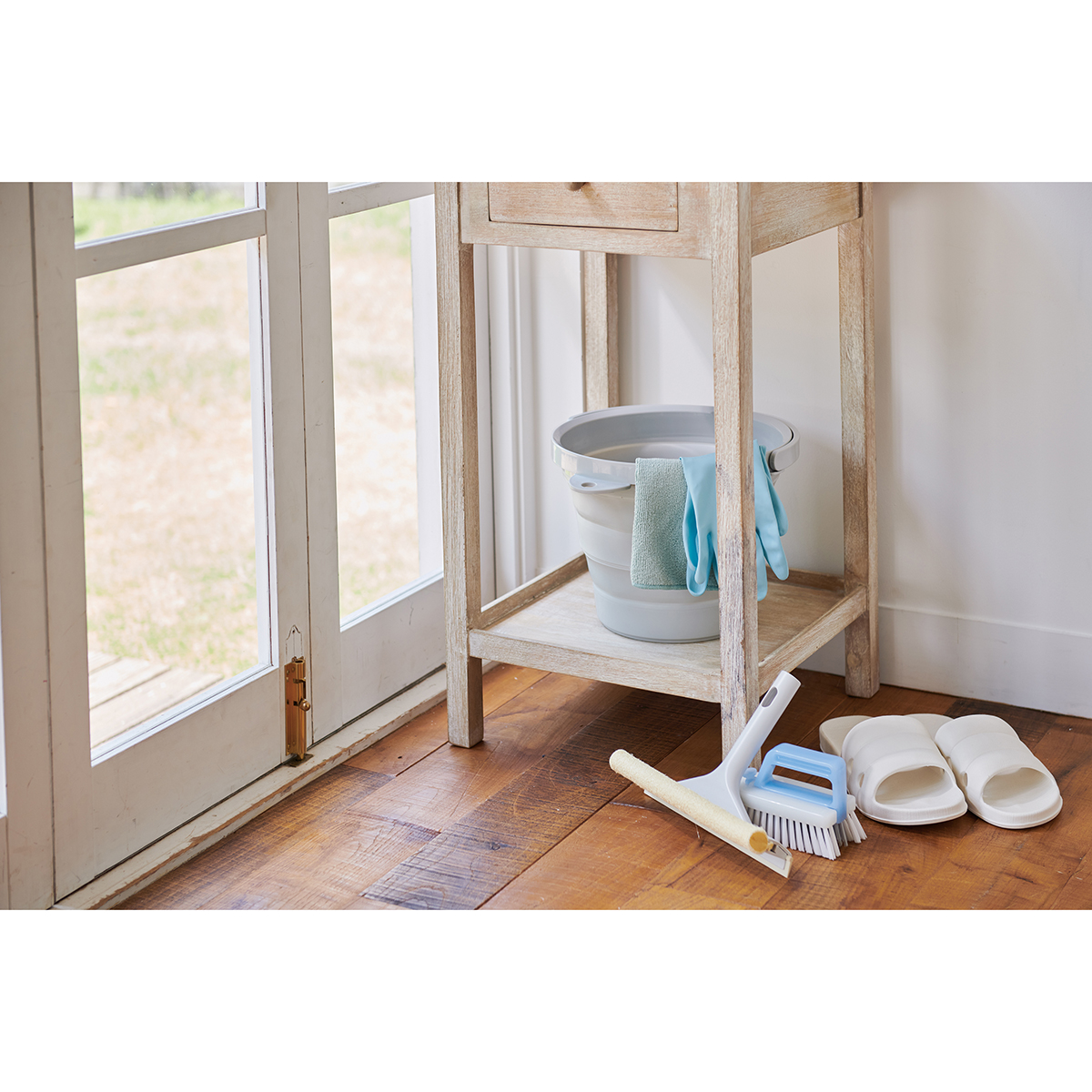 伊勢藤　ソフトバケツ８型　グレー