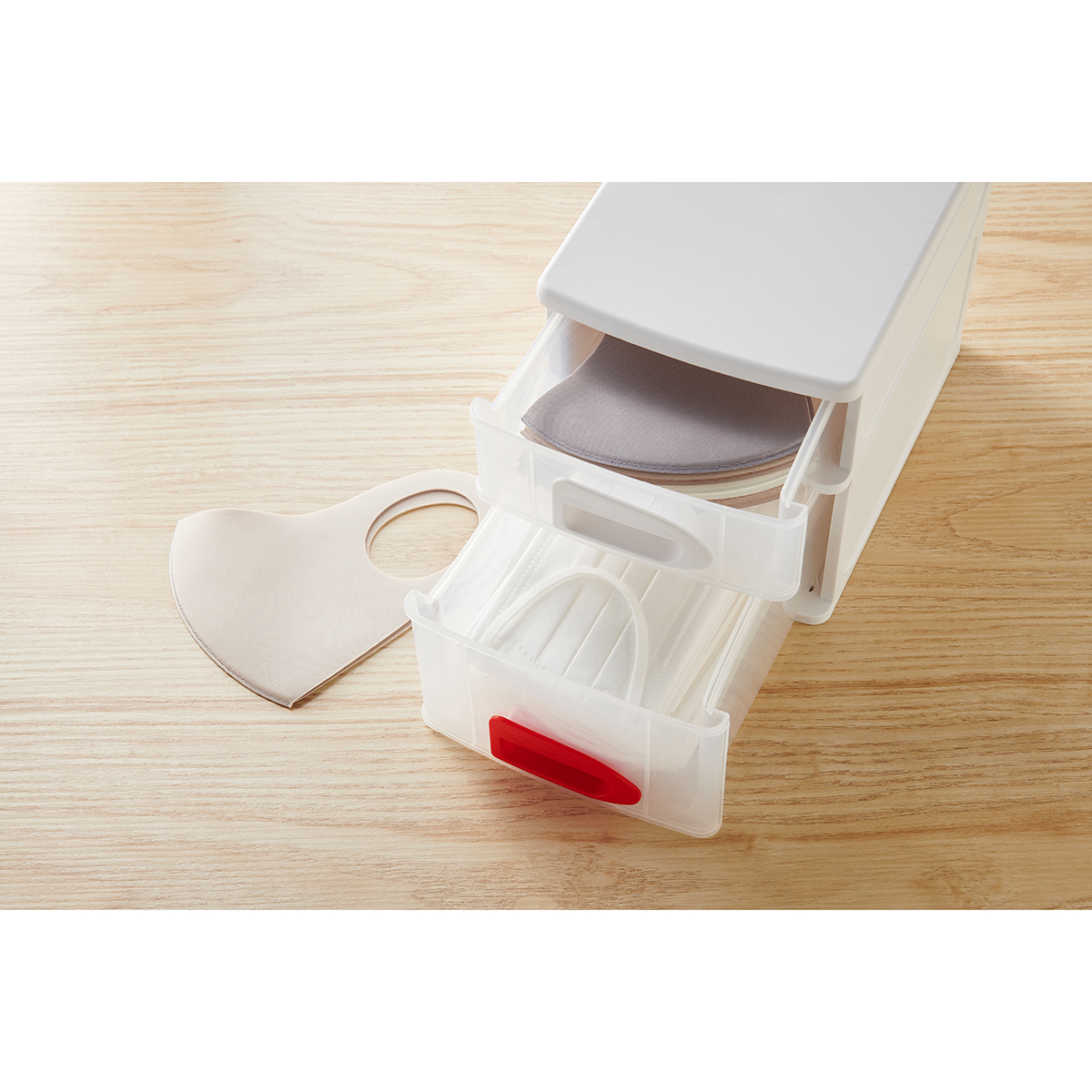 伊勢藤　おくすりケースＭＩＮＩＮＧ１０２　