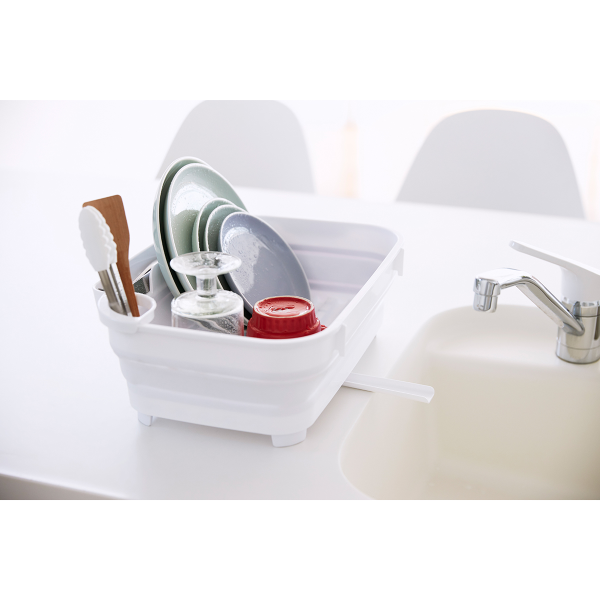 伊勢藤　おりたたみ水切りバスケット　ホワイト