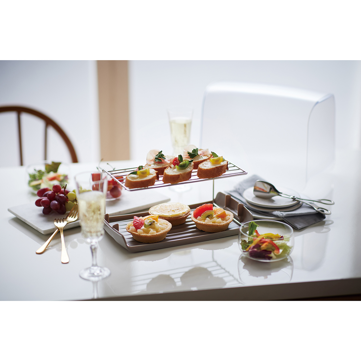 伊勢藤　カパンナ（ラック付き）　グレー