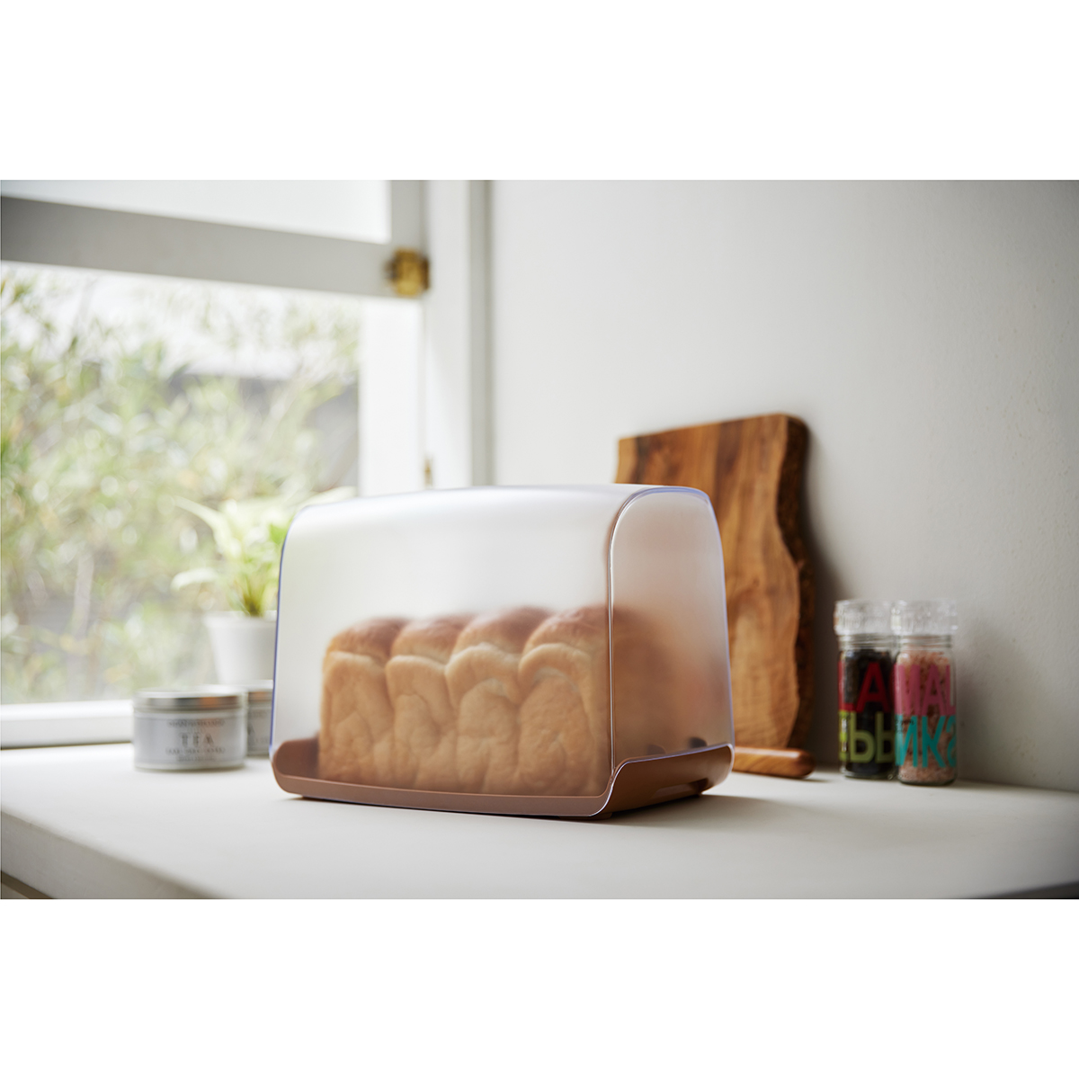 伊勢藤　カパンナ（ラック付き）　ブラウン