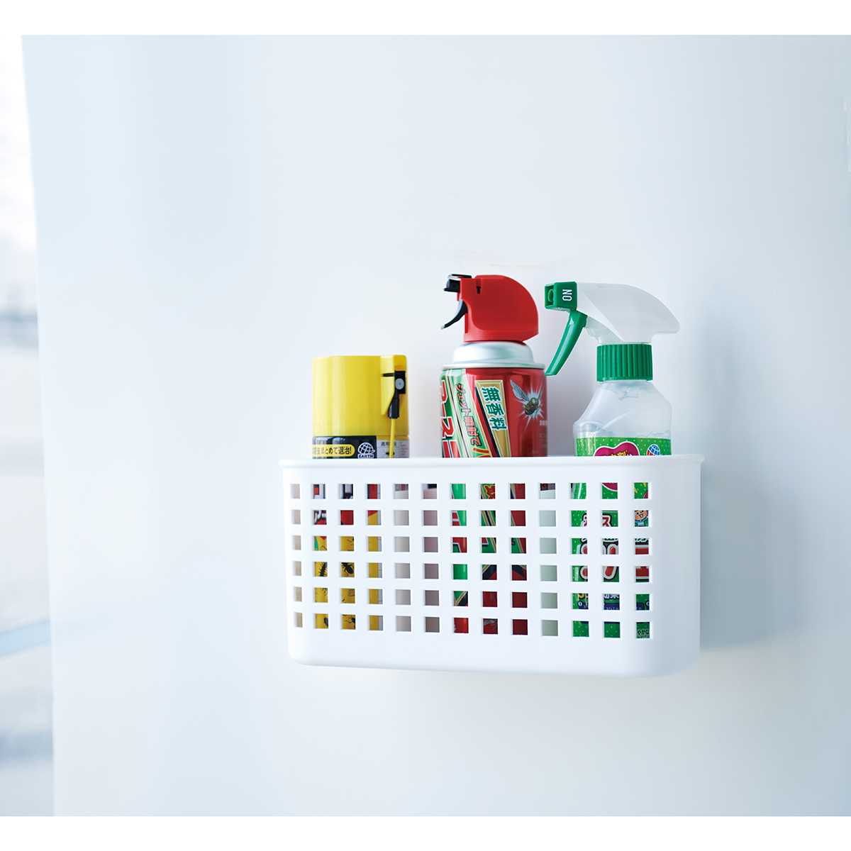 伊勢藤　マグケットＭ　ホワイト