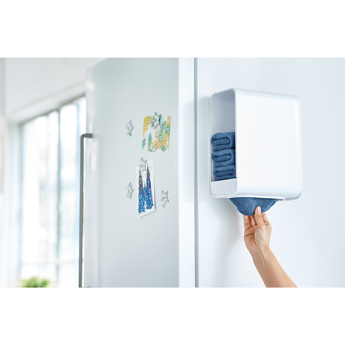 伊勢藤　タオルホルダー　ホワイト