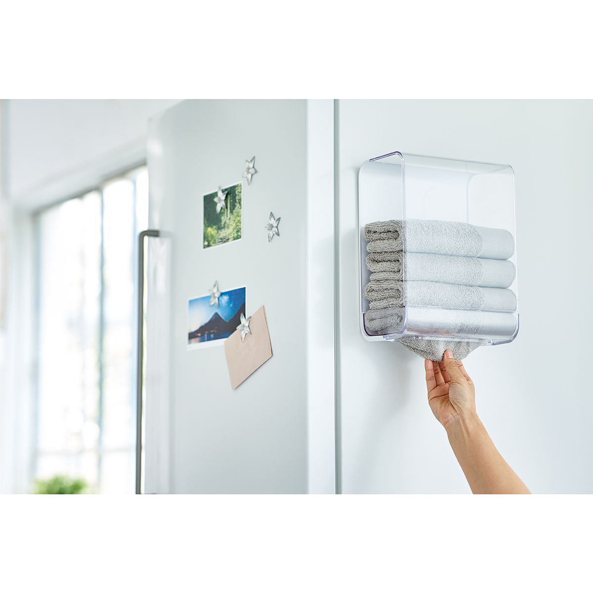 伊勢藤　タオルホルダー　クリア