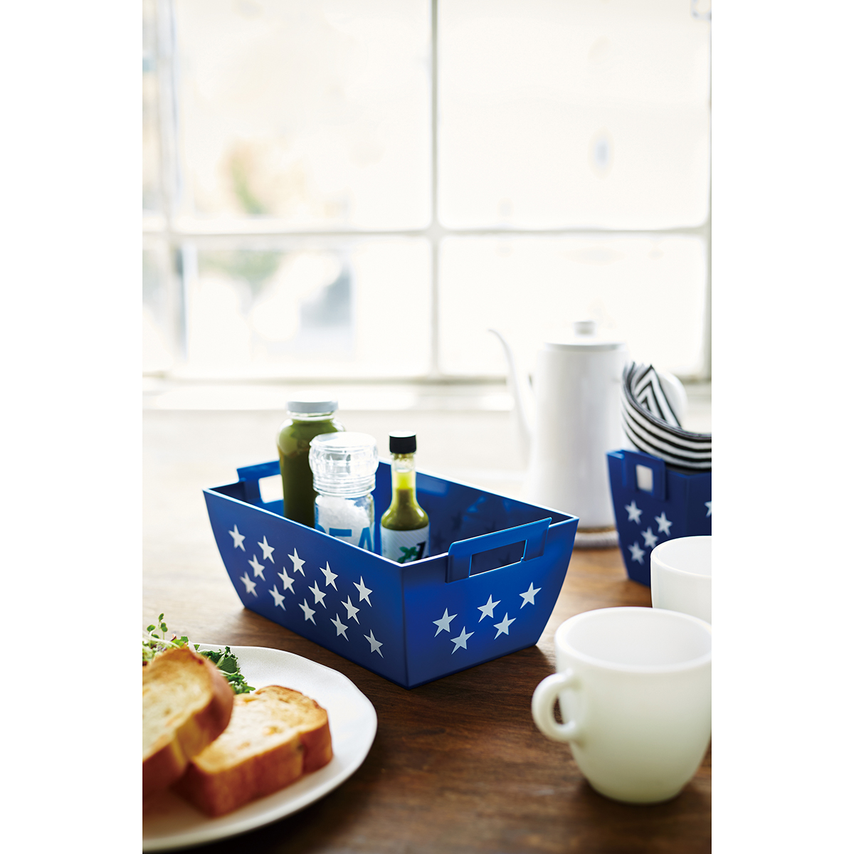 伊勢藤　クラスケット　ｗｉｔｈ　ｓｔａｒｓ　　Ｌ　ネイビー