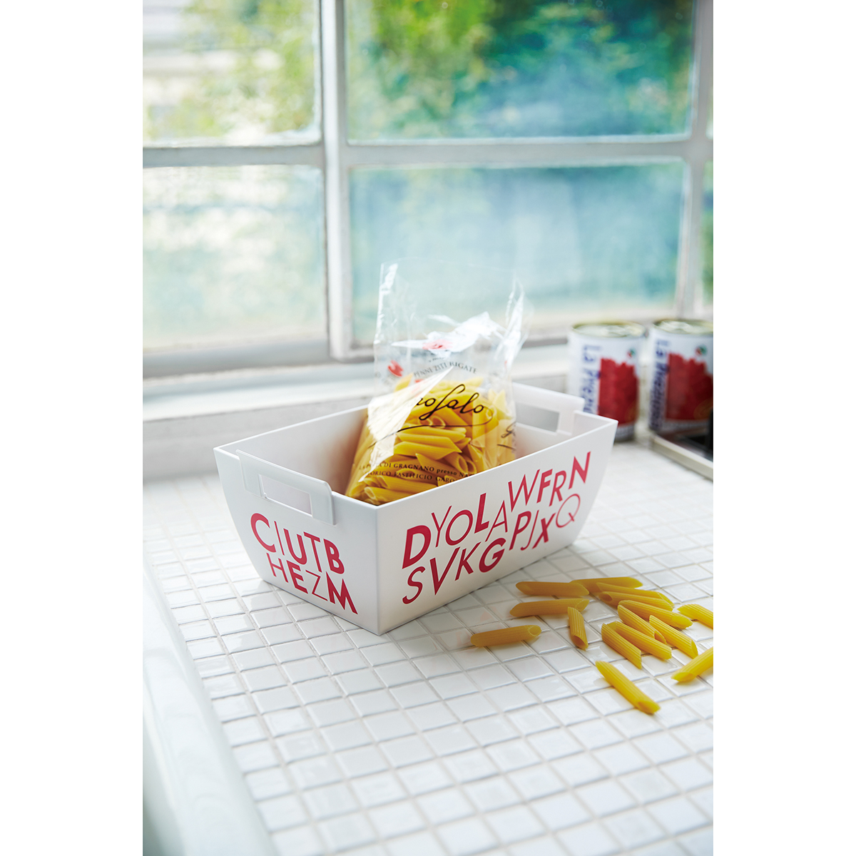 伊勢藤　クラスケット　ｗｉｔｈ　ｌｅｔｔｅｒｓ　　Ｌ　ピンク