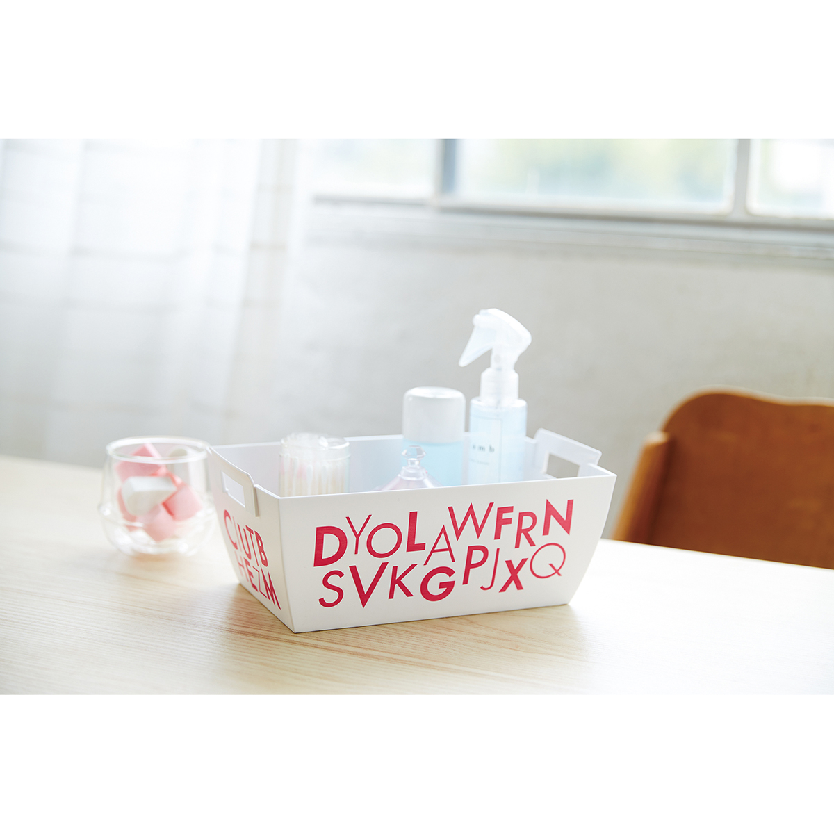 伊勢藤　クラスケット　ｗｉｔｈ　ｌｅｔｔｅｒｓ　　Ｌ　ピンク