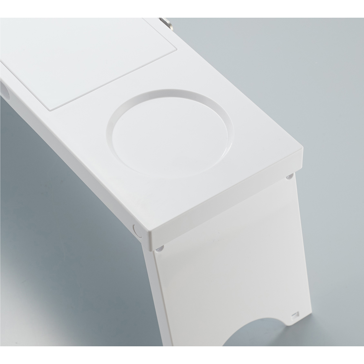 伊勢藤　アウトドアテーブル　ＰＩＣＮＯ　（１台）　ホワイト