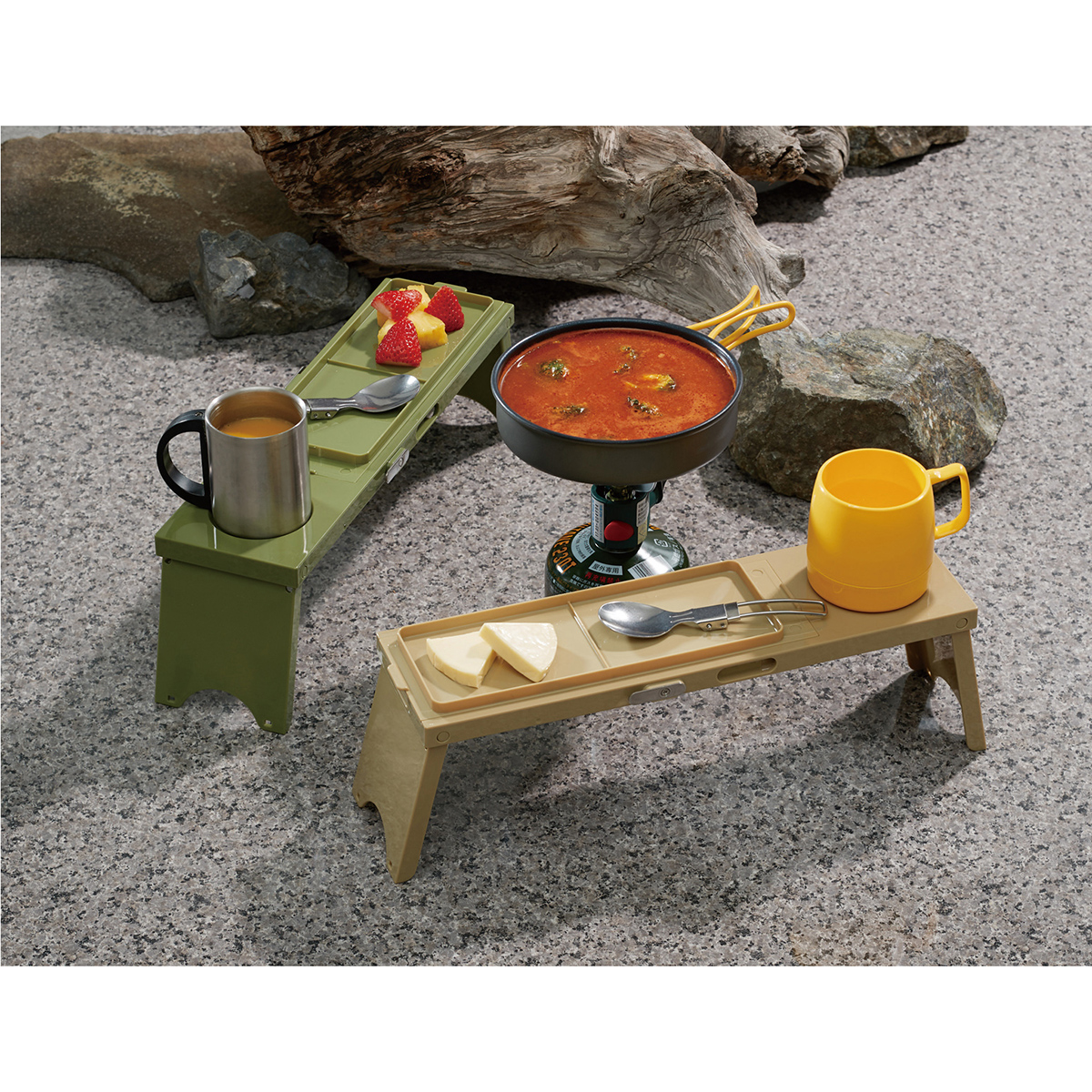 伊勢藤　アウトドアテーブル　ＰＩＣＮＯ　（２台）　グリーン