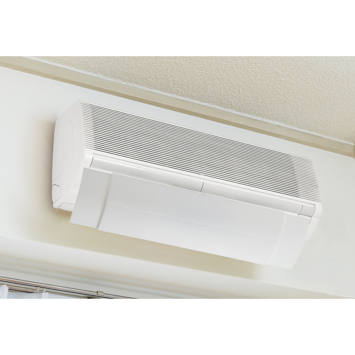 伊勢藤　エアコン風よけカバー　グレー