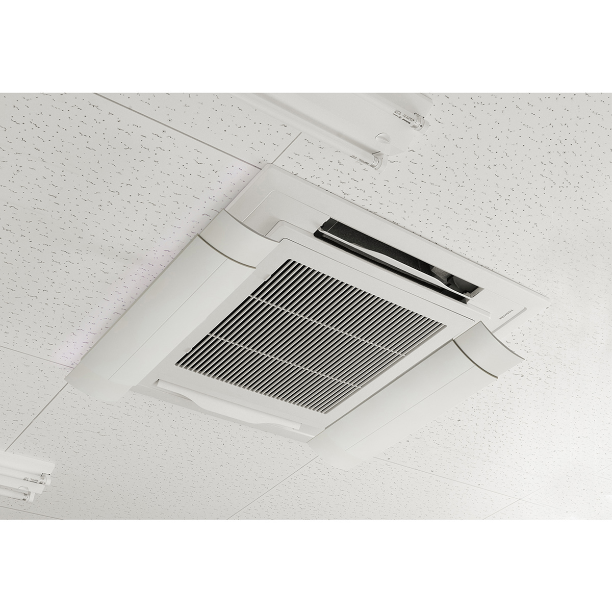 伊勢藤　エアコン風よけカバー　グレー