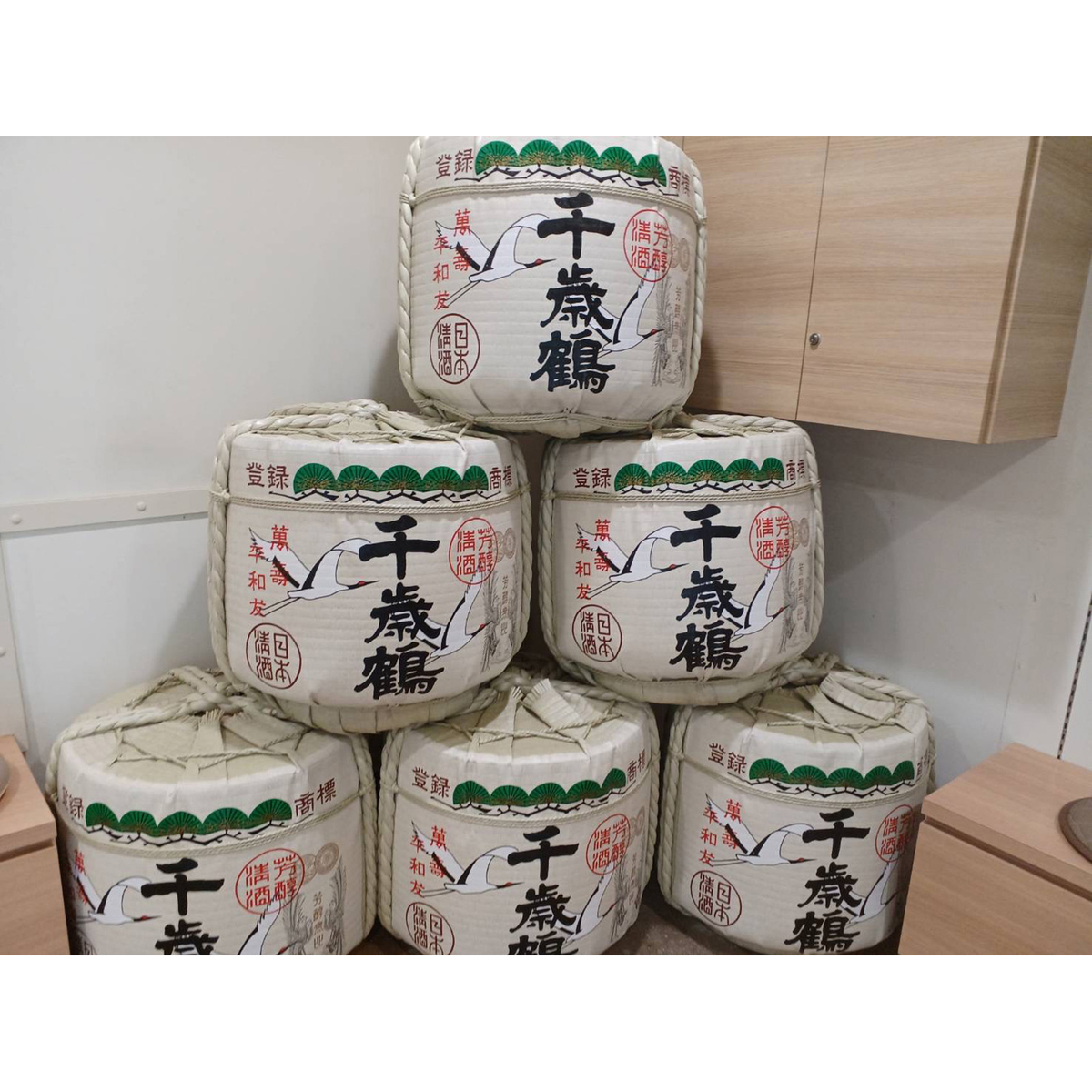 千歳鶴 なまら純米辛口 1800ml【日本酒 北海道】 | かぜとゆき