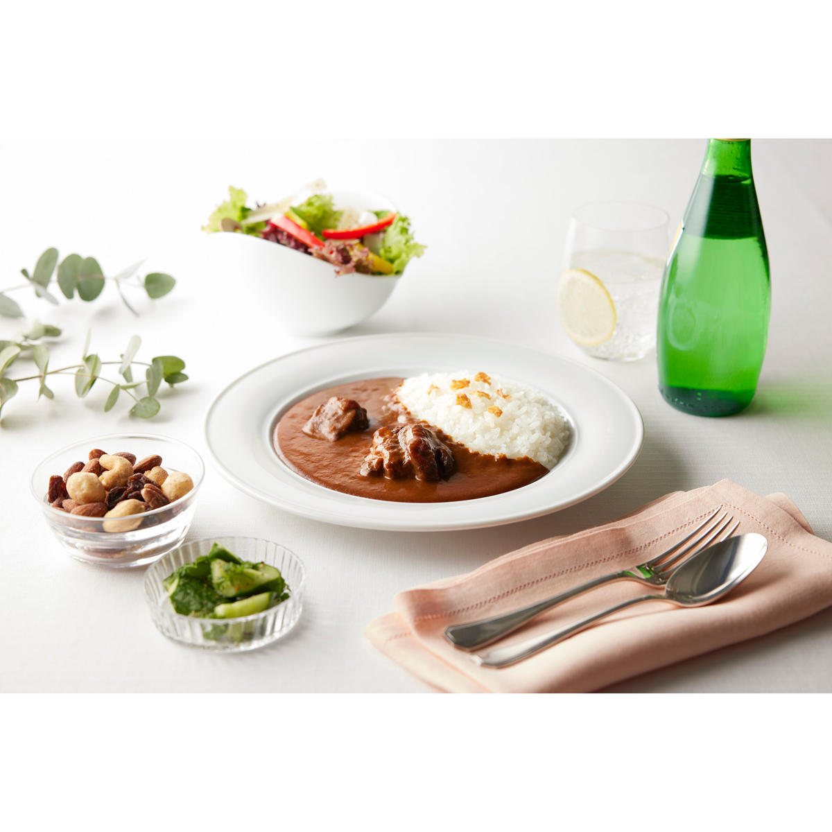 [麻布十番シリーズ Polieat]じっくり煮込んだ牛すね肉と赤ワインが香る 十勝産牛すね肉のカレー