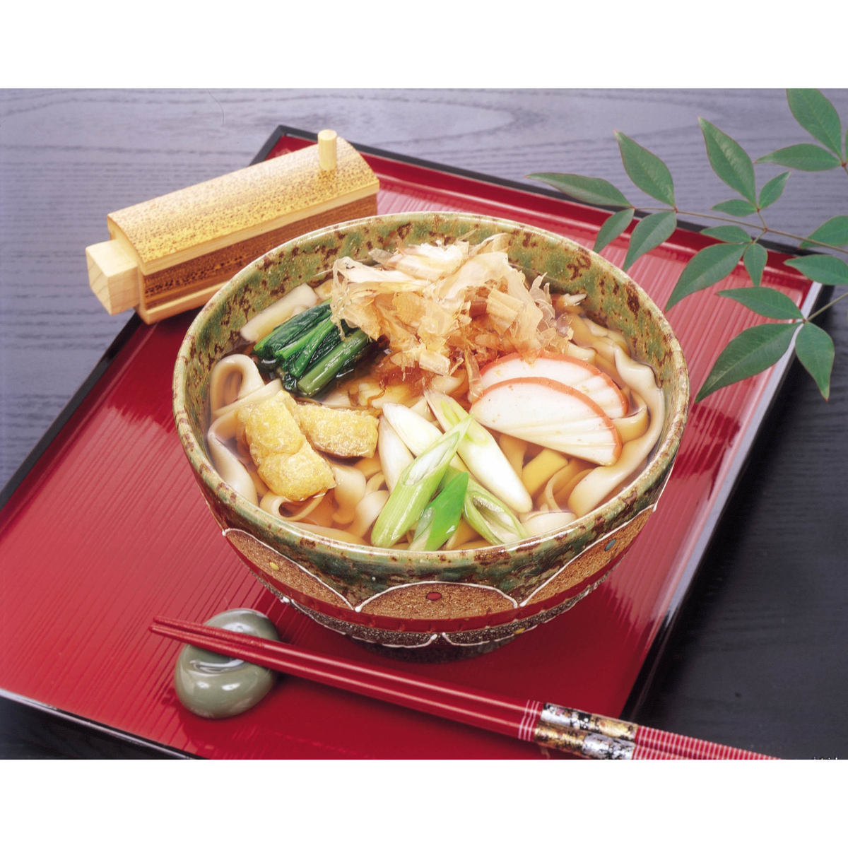 名古屋名物　コーチンきしめん