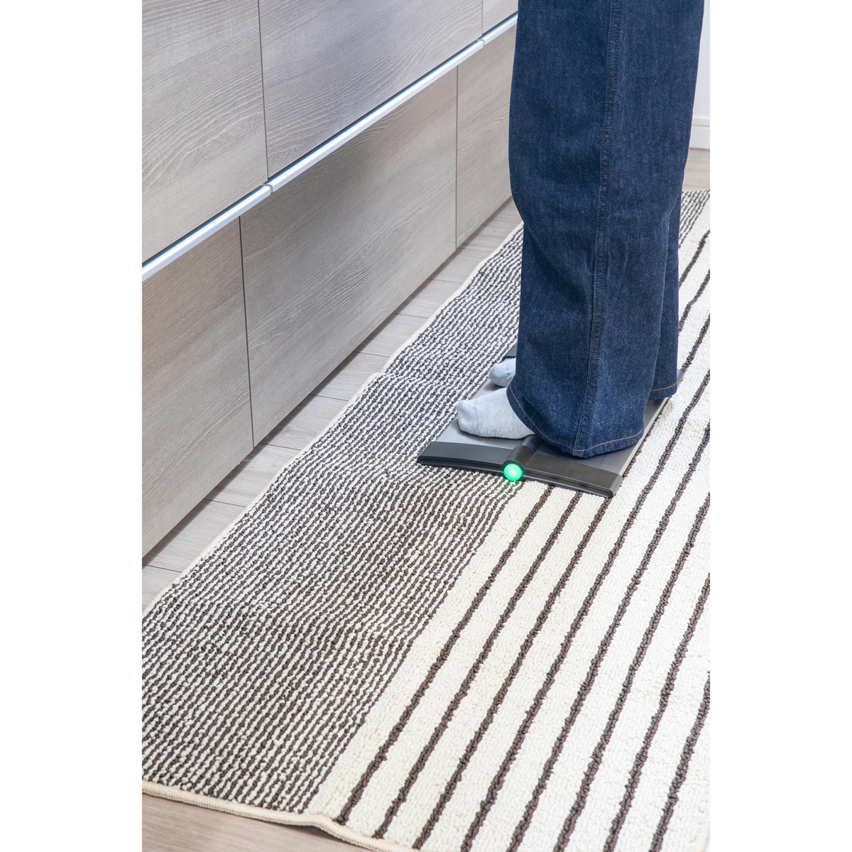 省エネフットヒーター・アシリ