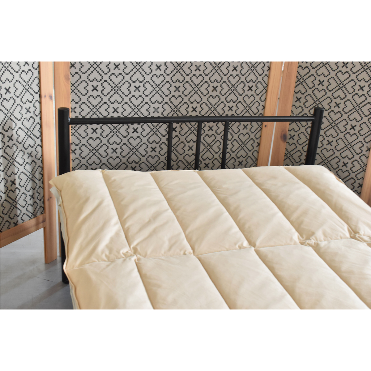 羽毛のフェザー敷パッド