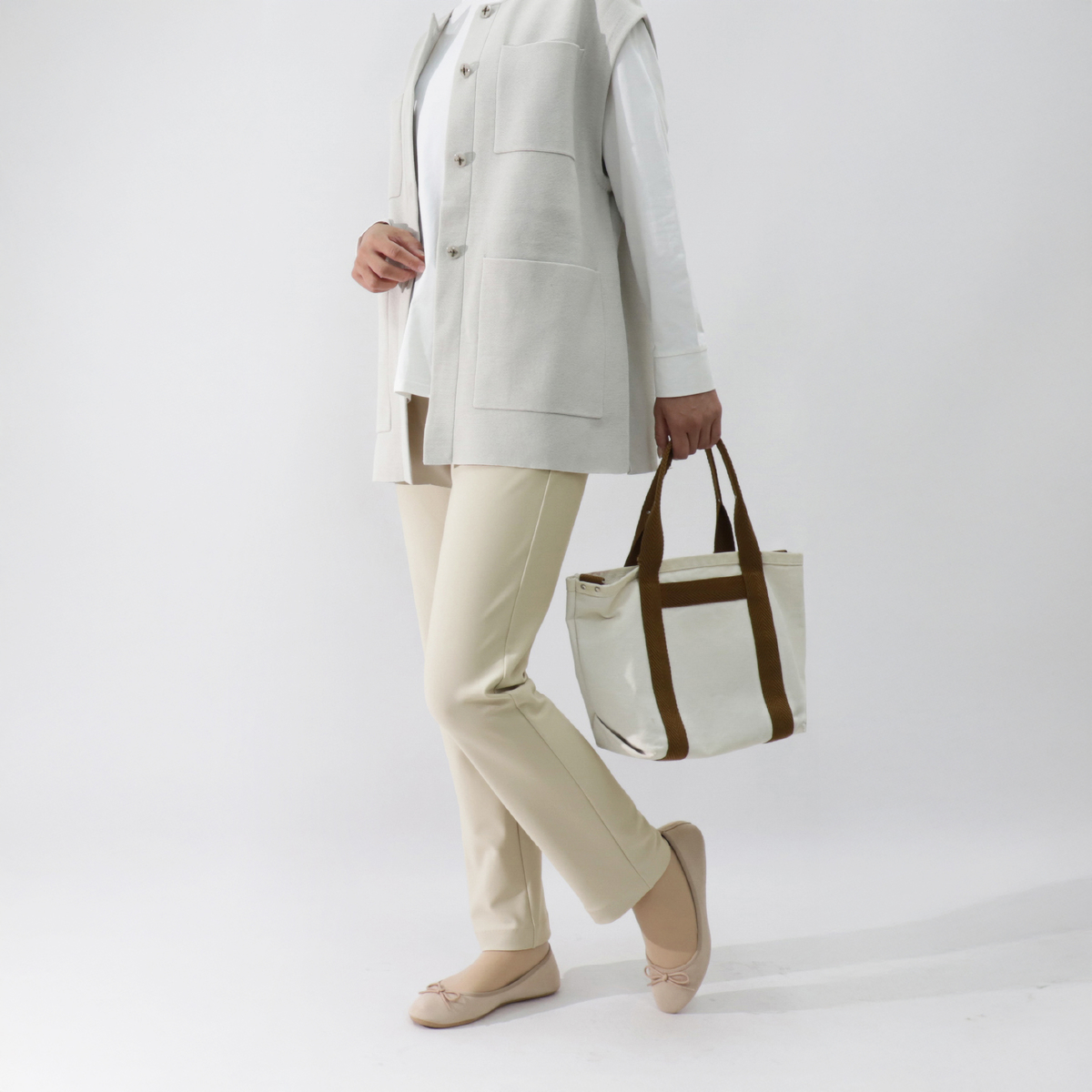 さらばしめつけ！美脚ハイテンションストレートパンツ６４