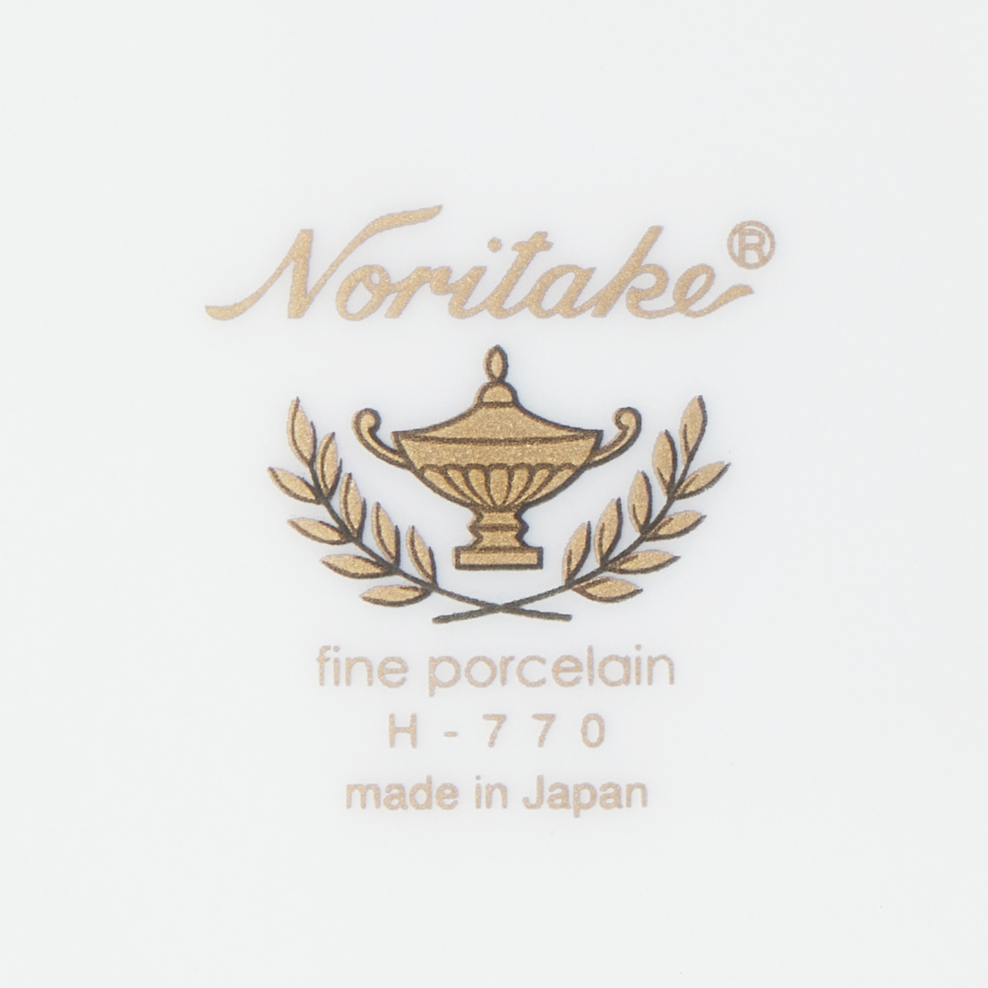 オマージュコレクション 若草色絵薔薇文/コーヒー碗皿