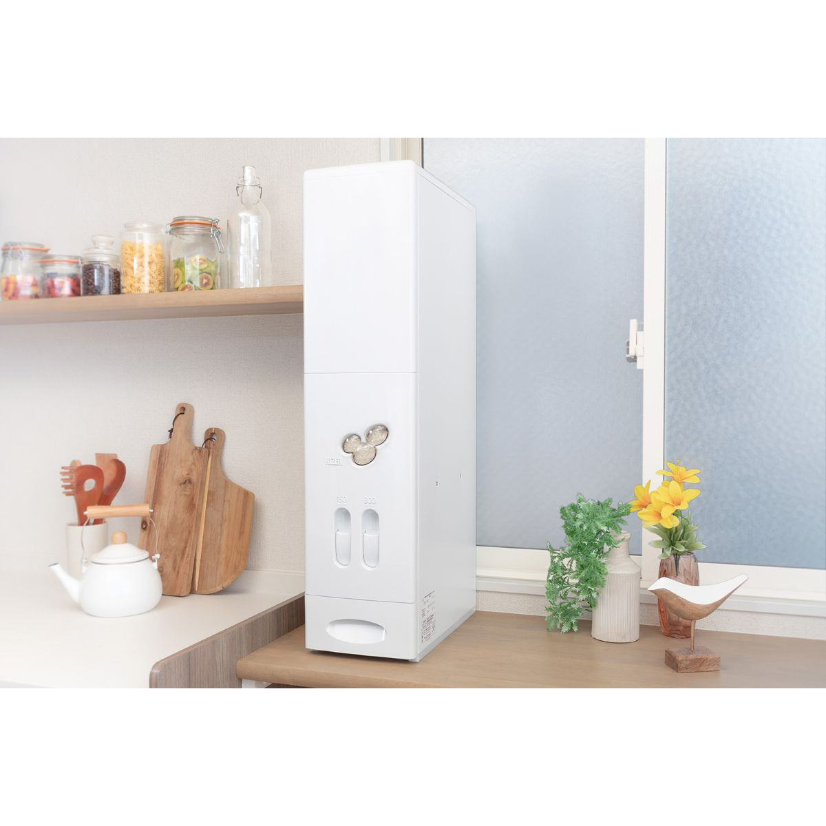 LIV PLUS　ハイザー無洗米対応計量米びつ３３ｋｇ　オフホワイト