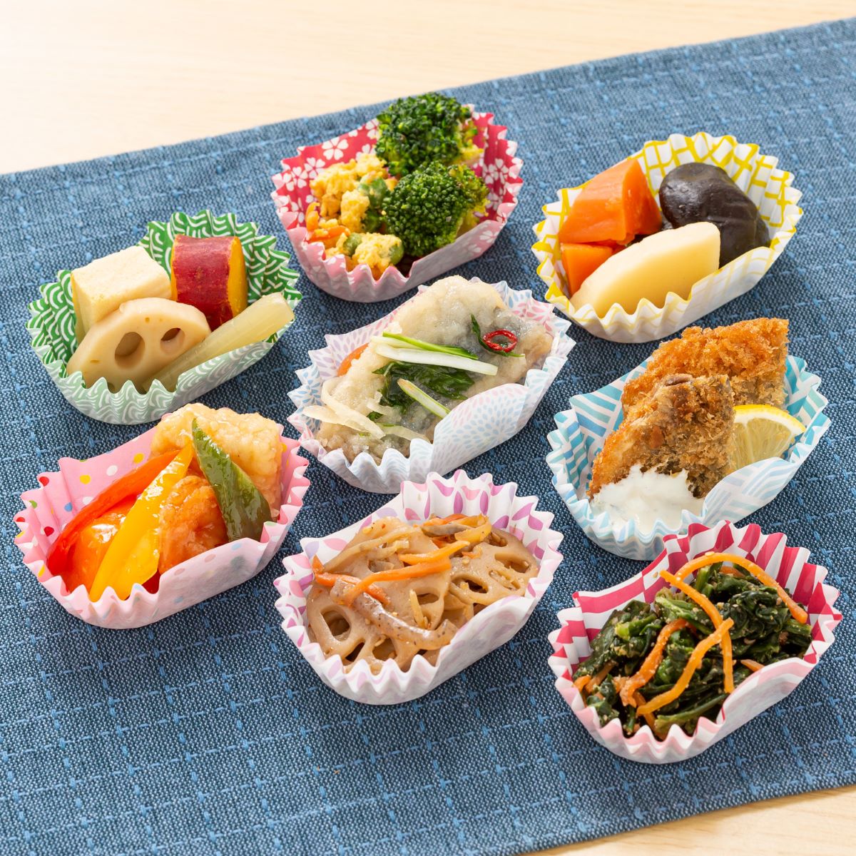 和風柄お弁当カップ小判型・８０枚入